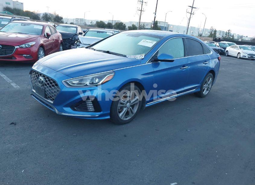 Photo 2 of 2018 Hyundai Sonata SPORT (VIN 5NPE34AF6JH685083)
