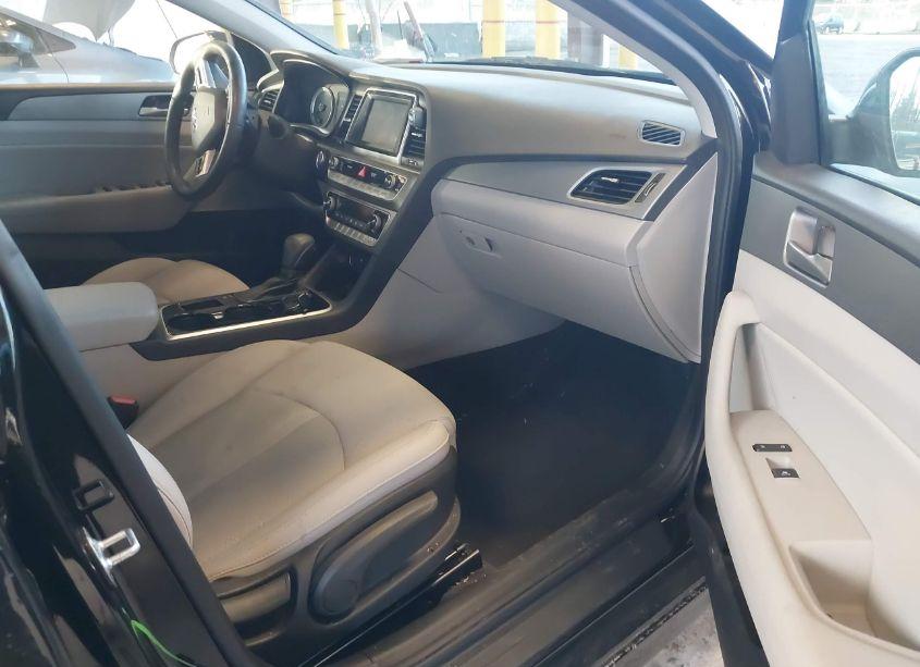 Photo 5 of 2019 Hyundai Sonata SEL (VIN 5NPE34AF6KH735434)