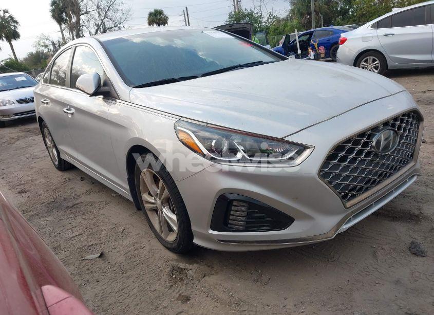 2019 Hyundai Sonata SEL (VIN 5NPE34AF6KH779076) main photo