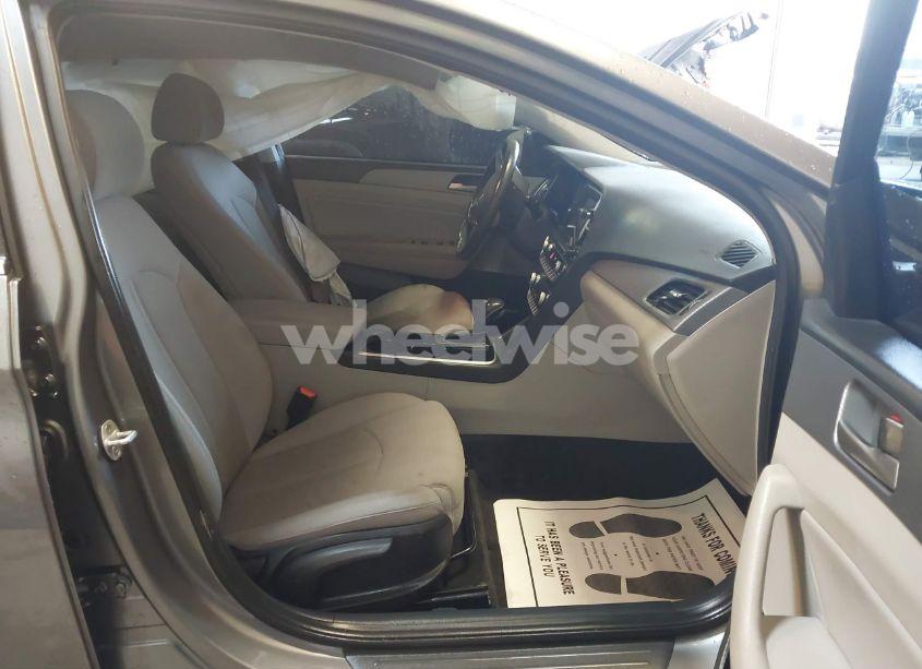 Photo 5 of 2019 Hyundai Sonata SEL (VIN 5NPE34AF6KH789705)