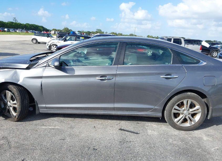 Photo 15 of 2019 Hyundai Sonata SEL (VIN 5NPE34AF6KH804672)