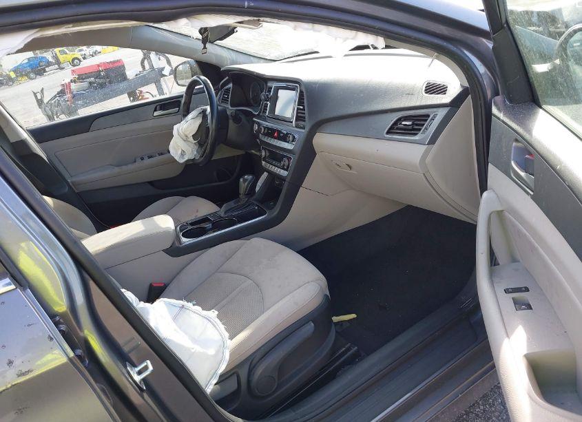 Photo 5 of 2019 Hyundai Sonata SEL (VIN 5NPE34AF6KH804672)