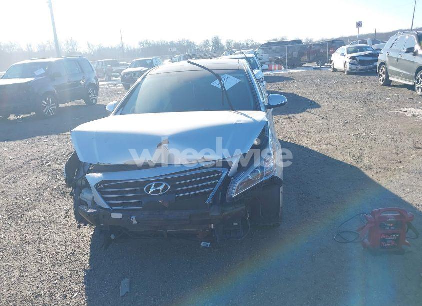 Photo 12 of 2015 Hyundai Sonata LIMITED (VIN 5NPE34AF7FH026985)