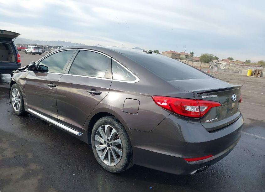 Photo 3 of 2015 Hyundai Sonata SPORT (VIN 5NPE34AF7FH030924)