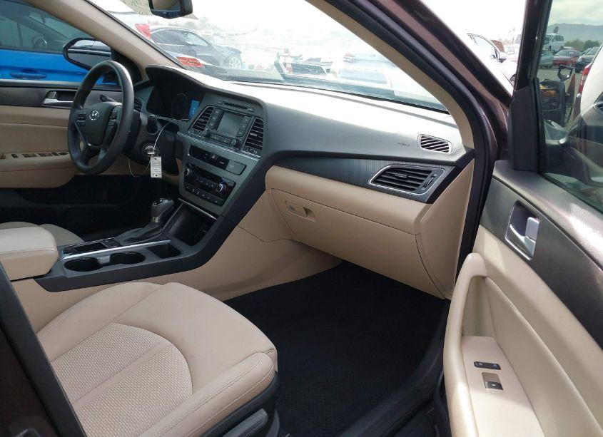 Photo 5 of 2015 Hyundai Sonata SPORT (VIN 5NPE34AF7FH030924)