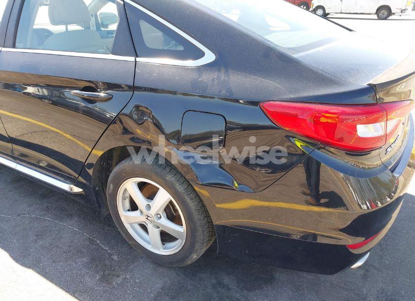 Photo 19 of 2015 Hyundai Sonata SPORT (VIN 5NPE34AF7FH072512)