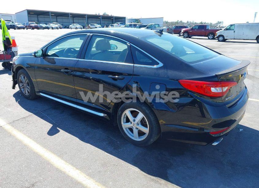 Photo 3 of 2015 Hyundai Sonata SPORT (VIN 5NPE34AF7FH072512)