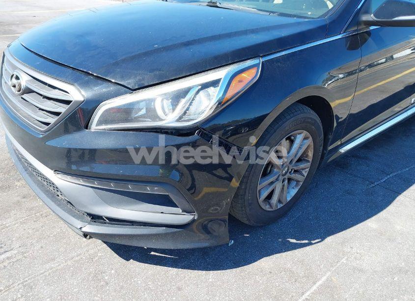 Photo 6 of 2015 Hyundai Sonata SPORT (VIN 5NPE34AF7FH072512)
