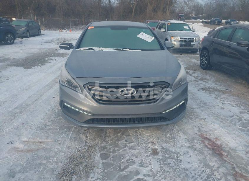 Photo 12 of 2015 Hyundai Sonata SPORT (VIN 5NPE34AF7FH073532)