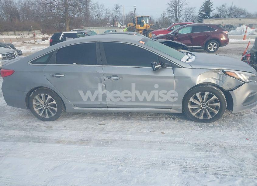Photo 6 of 2015 Hyundai Sonata SPORT (VIN 5NPE34AF7FH073532)