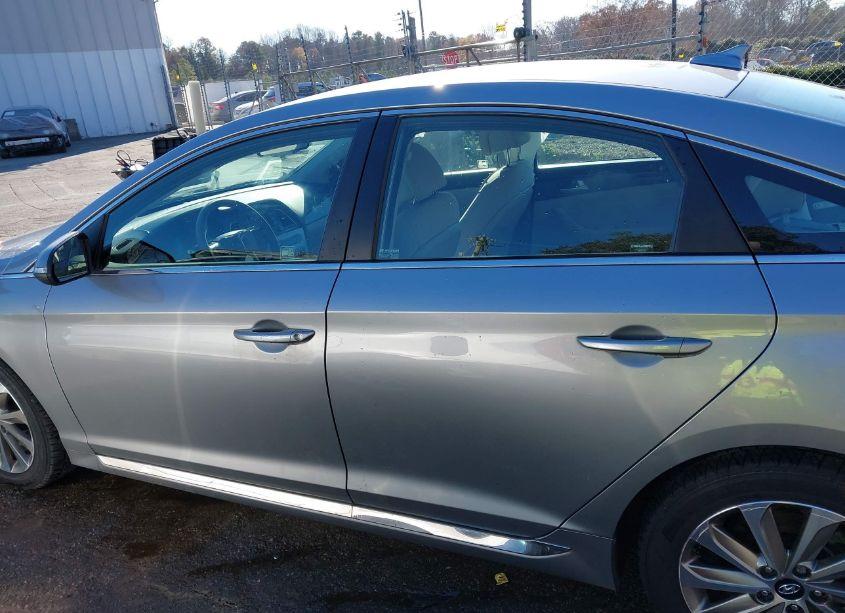 Photo 14 of 2015 Hyundai Sonata SPORT (VIN 5NPE34AF7FH091187)