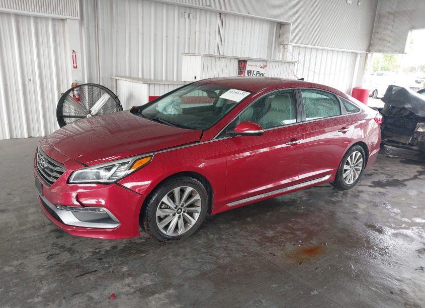 Photo 2 of 2015 Hyundai Sonata SPORT (VIN 5NPE34AF7FH091884)