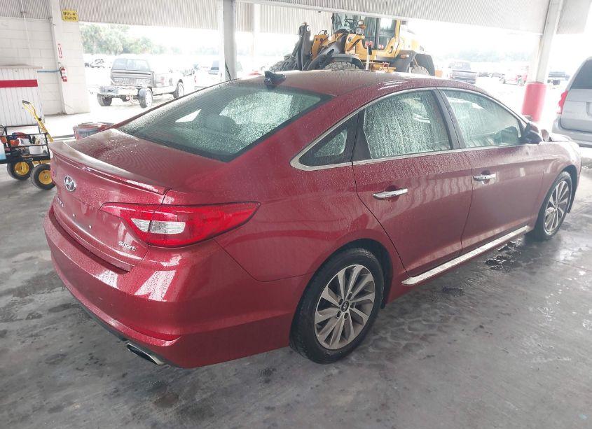 Photo 4 of 2015 Hyundai Sonata SPORT (VIN 5NPE34AF7FH091884)