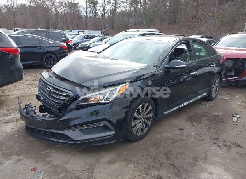 Photo 2 of 2015 Hyundai Sonata SPORT (VIN 5NPE34AF7FH092534)