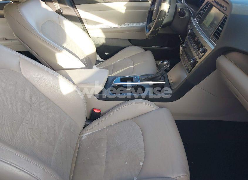 Photo 5 of 2015 Hyundai Sonata SPORT (VIN 5NPE34AF7FH169287)