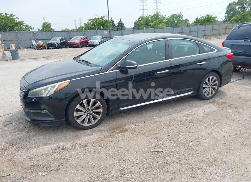 Photo 2 of 2015 Hyundai Sonata SPORT (VIN 5NPE34AF7FH193072)