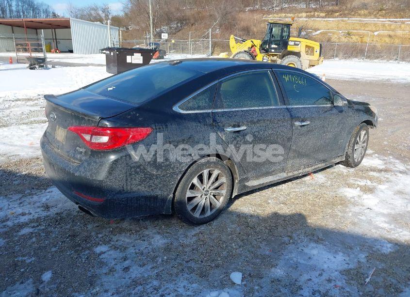 Photo 4 of 2015 Hyundai Sonata SPORT (VIN 5NPE34AF7FH213689)