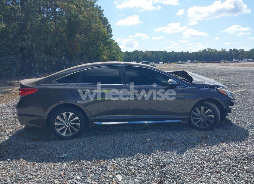 Photo 13 of 2016 Hyundai Sonata SPORT (VIN 5NPE34AF7GH271528)