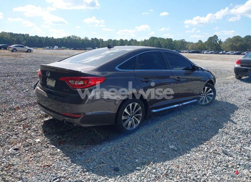 Photo 4 of 2016 Hyundai Sonata SPORT (VIN 5NPE34AF7GH271528)