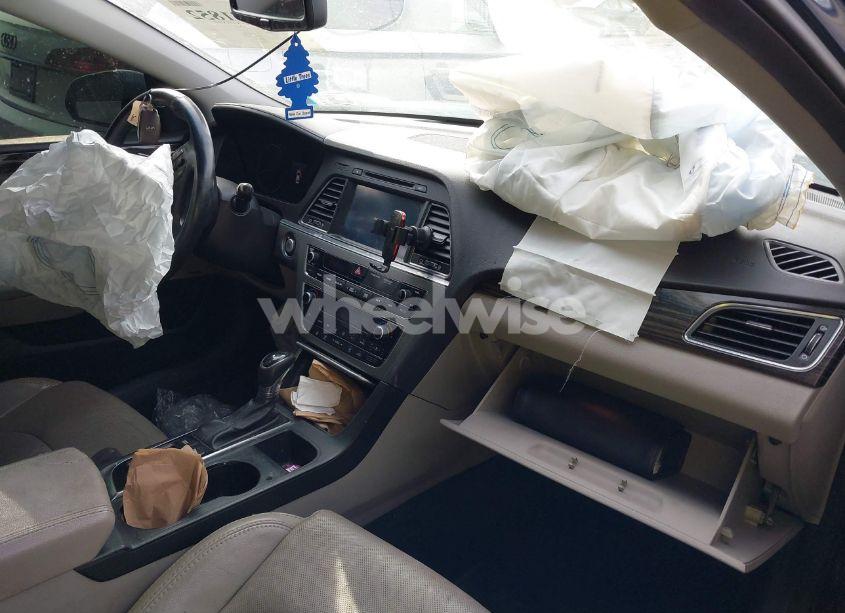 Photo 5 of 2016 Hyundai Sonata LIMITED (VIN 5NPE34AF7GH281864)