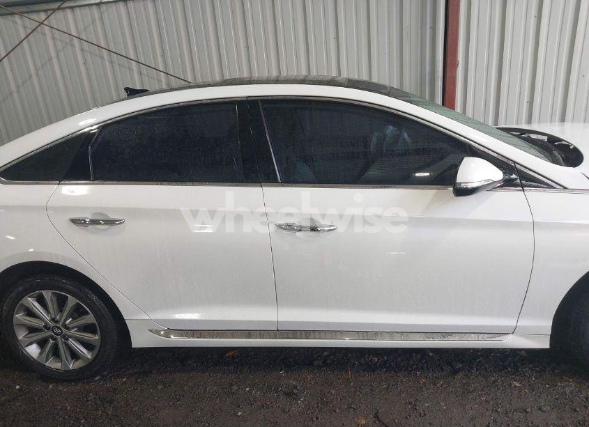 Photo 14 of 2016 Hyundai Sonata LIMITED (VIN 5NPE34AF7GH288877)