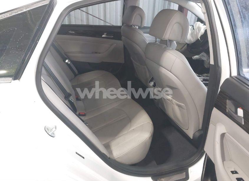 Photo 8 of 2016 Hyundai Sonata LIMITED (VIN 5NPE34AF7GH288877)