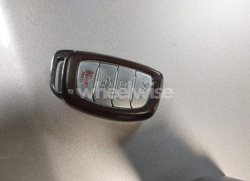 Photo 11 of 2016 Hyundai Sonata LIMITED (VIN 5NPE34AF7GH317200)