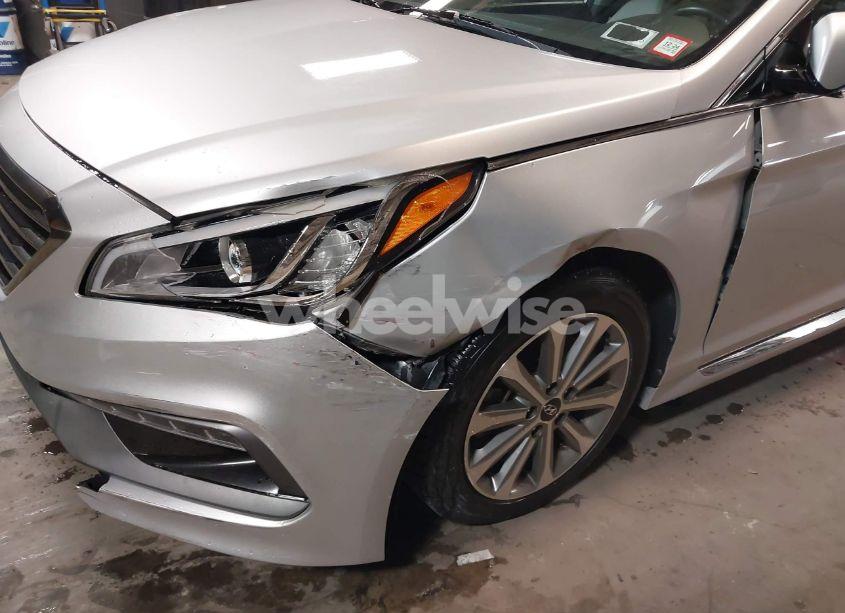 Photo 17 of 2016 Hyundai Sonata LIMITED (VIN 5NPE34AF7GH317200)