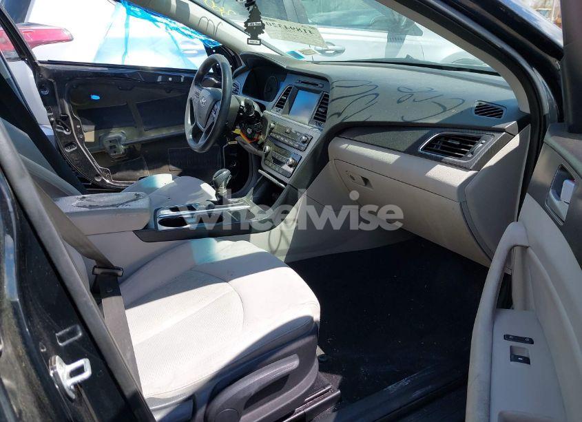 Photo 5 of 2016 Hyundai Sonata SPORT (VIN 5NPE34AF7GH320937)