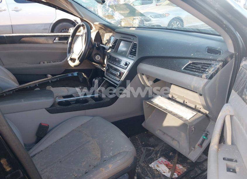 Photo 5 of 2016 Hyundai Sonata SPORT (VIN 5NPE34AF7GH324339)