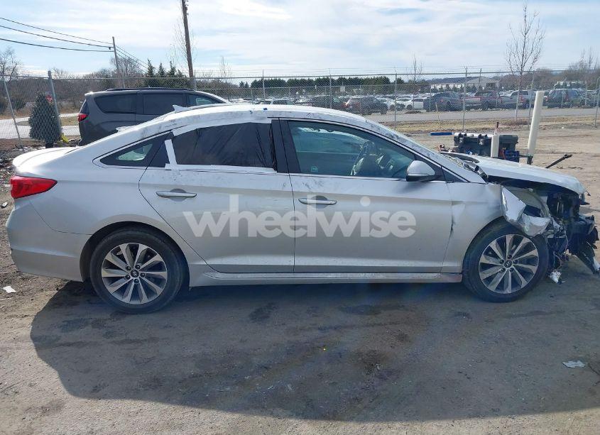 Photo 13 of 2016 Hyundai Sonata SPORT (VIN 5NPE34AF7GH333185)
