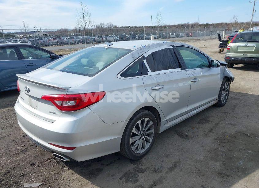 Photo 4 of 2016 Hyundai Sonata SPORT (VIN 5NPE34AF7GH333185)