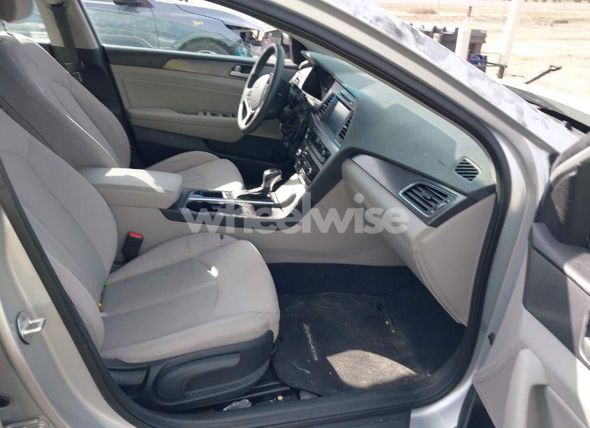 Photo 5 of 2016 Hyundai Sonata SPORT (VIN 5NPE34AF7GH333185)