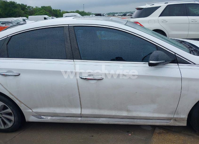 Photo 13 of 2016 Hyundai Sonata SPORT (VIN 5NPE34AF7GH349130)