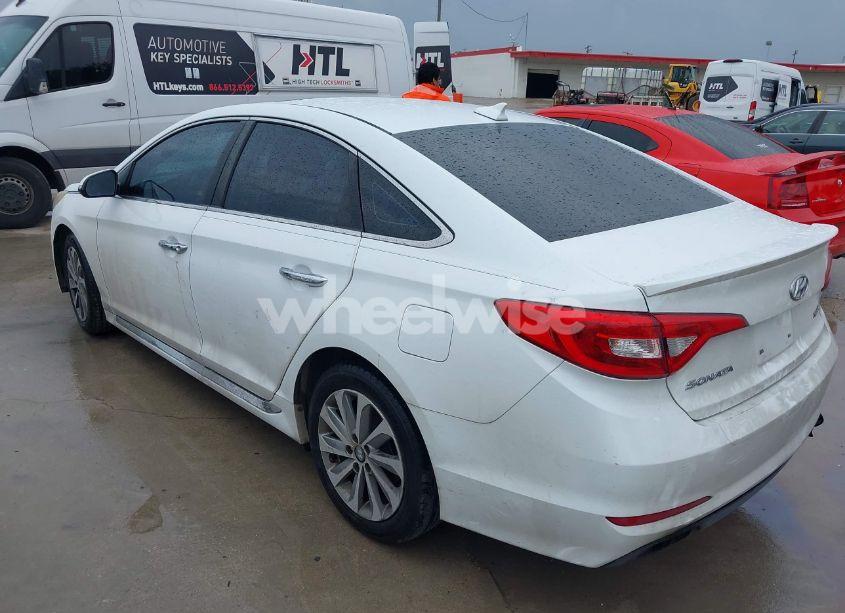 Photo 3 of 2016 Hyundai Sonata SPORT (VIN 5NPE34AF7GH349130)