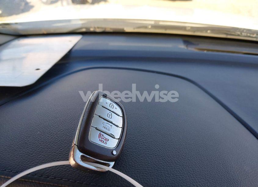 Photo 11 of 2016 Hyundai Sonata LIMITED (VIN 5NPE34AF7GH406121)