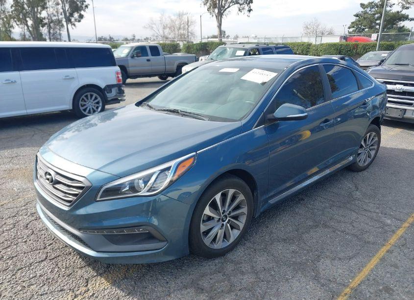 Photo 2 of 2016 Hyundai Sonata SPORT (VIN 5NPE34AF7GH413313)