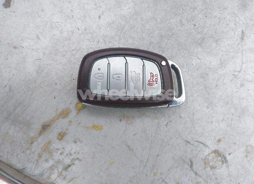 Photo 11 of 2016 Hyundai Sonata LIMITED (VIN 5NPE34AF7GH414641)