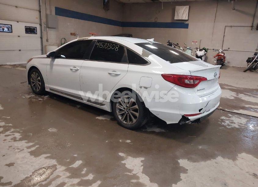 Photo 3 of 2016 Hyundai Sonata SPORT (VIN 5NPE34AF7GH422898)