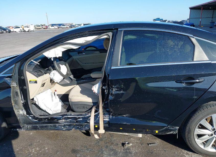 Photo 15 of 2016 Hyundai Sonata SPORT (VIN 5NPE34AF7GH432458)