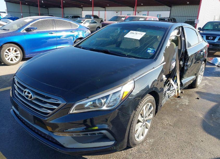 Photo 2 of 2016 Hyundai Sonata SPORT (VIN 5NPE34AF7GH432458)