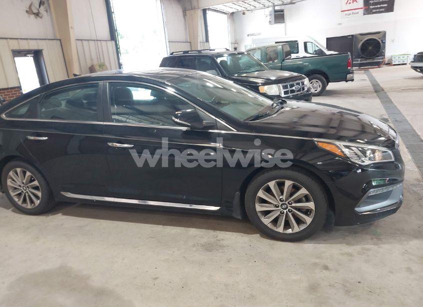 Photo 13 of 2017 Hyundai Sonata SPORT (VIN 5NPE34AF7HH552083)