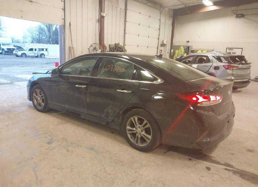 Photo 3 of 2018 Hyundai Sonata LIMITED (VIN 5NPE34AF7JH611638)