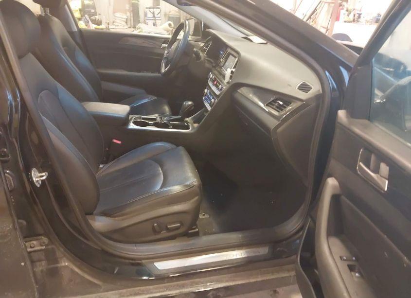 Photo 5 of 2018 Hyundai Sonata LIMITED (VIN 5NPE34AF7JH611638)