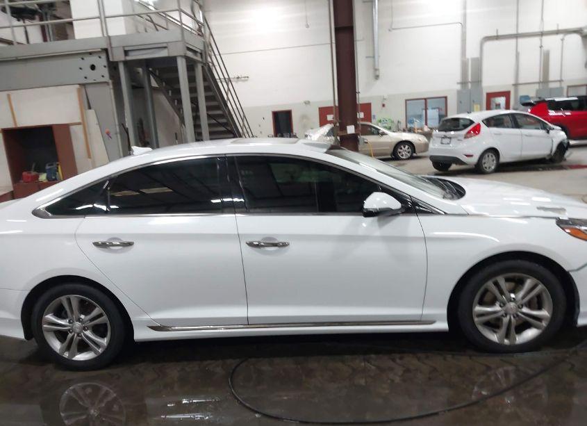 Photo 13 of 2018 Hyundai Sonata SPORT (VIN 5NPE34AF7JH614913)