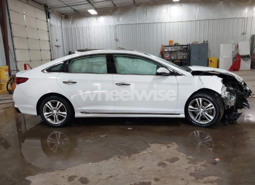 Photo 13 of 2018 Hyundai Sonata SPORT (VIN 5NPE34AF7JH650777)