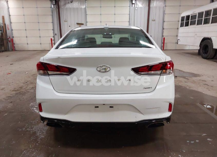 Photo 16 of 2018 Hyundai Sonata SPORT (VIN 5NPE34AF7JH650777)