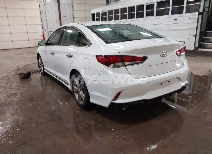 Photo 3 of 2018 Hyundai Sonata SPORT (VIN 5NPE34AF7JH650777)