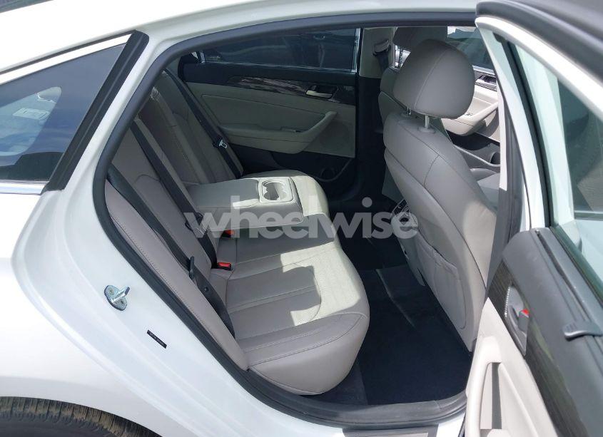 Photo 8 of 2018 Hyundai Sonata LIMITED (VIN 5NPE34AF7JH656062)