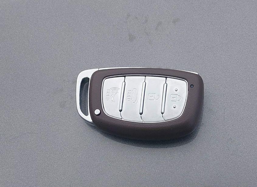 Photo 11 of 2018 Hyundai Sonata SPORT (VIN 5NPE34AF7JH657230)